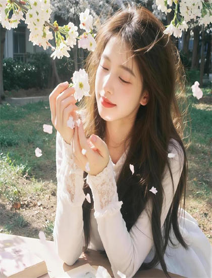 我英语老师说我很大_阴毛最长的女人