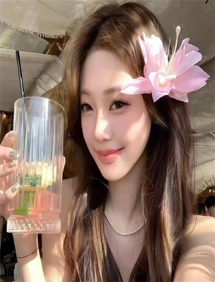 九九精品視頻99精品視頻黑人_我愛芳鄰電影